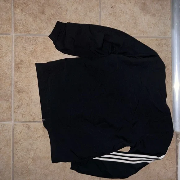 Adidas black windbreaker size medium - Picture 3 of 4